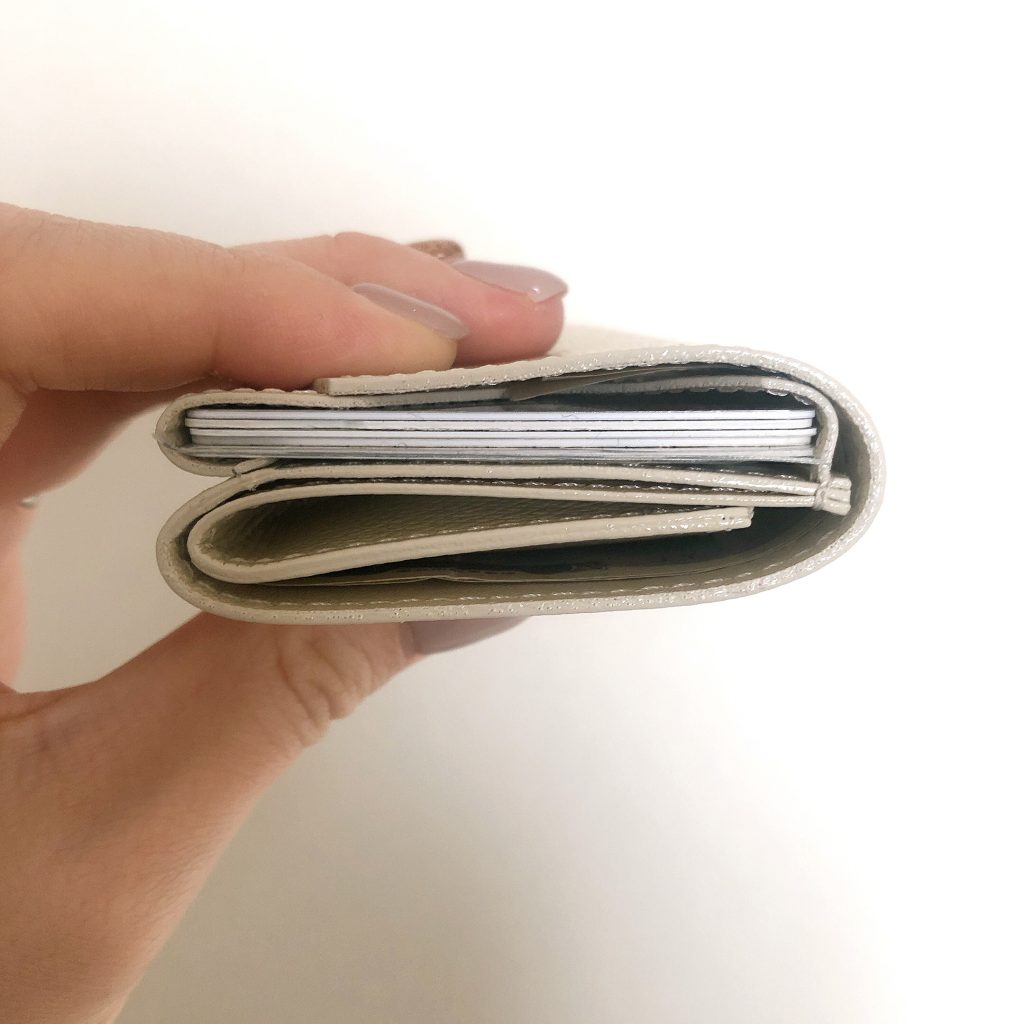 「小さい財布　アブラサス」のスペック